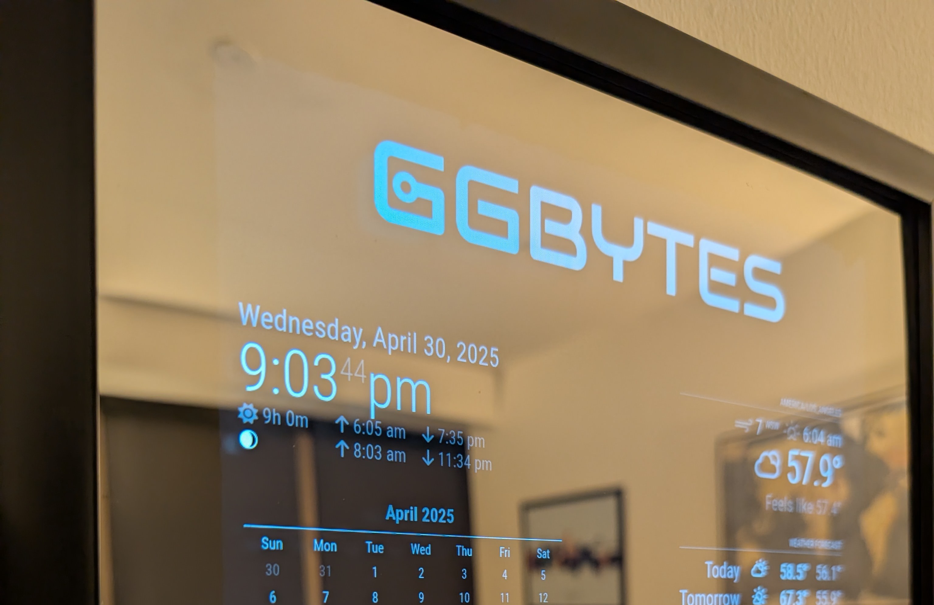 Smart Mirror Preview